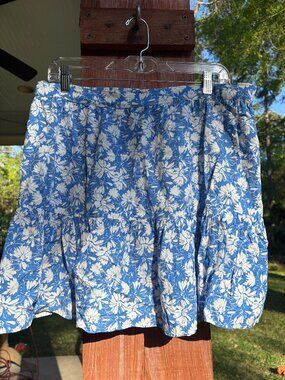 SKIES ARE BLUE White and Blue Floral Mini Skirt XLP